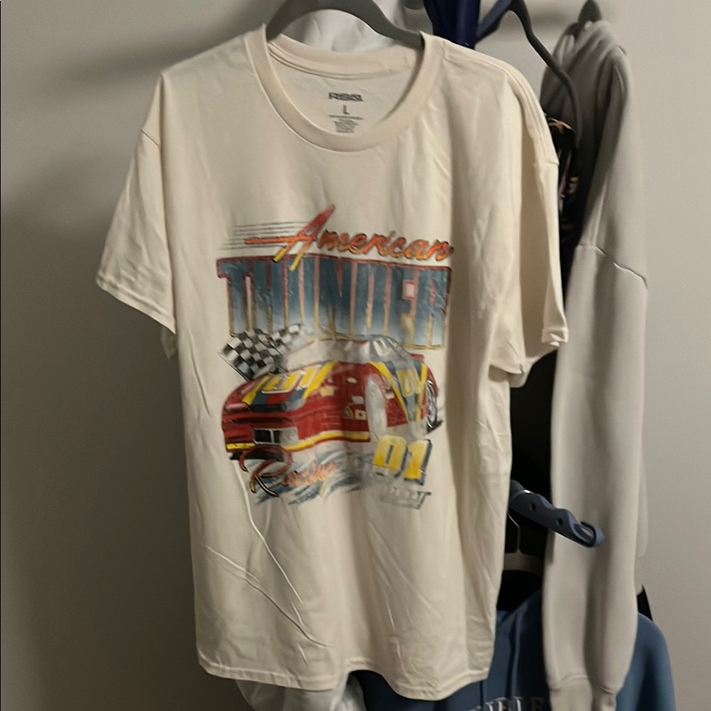 Graphic T-Shirt - Cream
